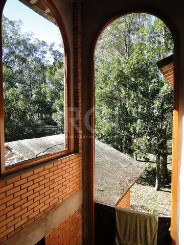 Imagem Casa Condominio para Venda - 480m², 3 dormitórios, sendo 2 suites, 2 vagas - Elsa