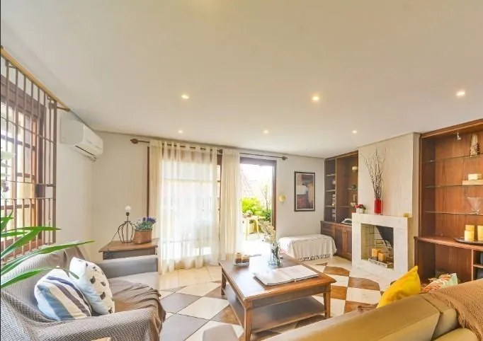 Imagem Casa em Jardim Isabel