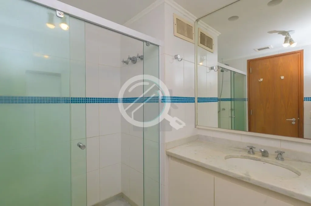 Imagem Esta raridade vai te encantar, uma oportunidade única. Apartamento com piscina privativa na sacada,...