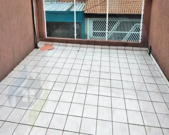 Imagem Sobrado de 3 dorms, 3 banheiros e 2 vagas, com 175m², em Vila Florida, São Bernardo do Campo
