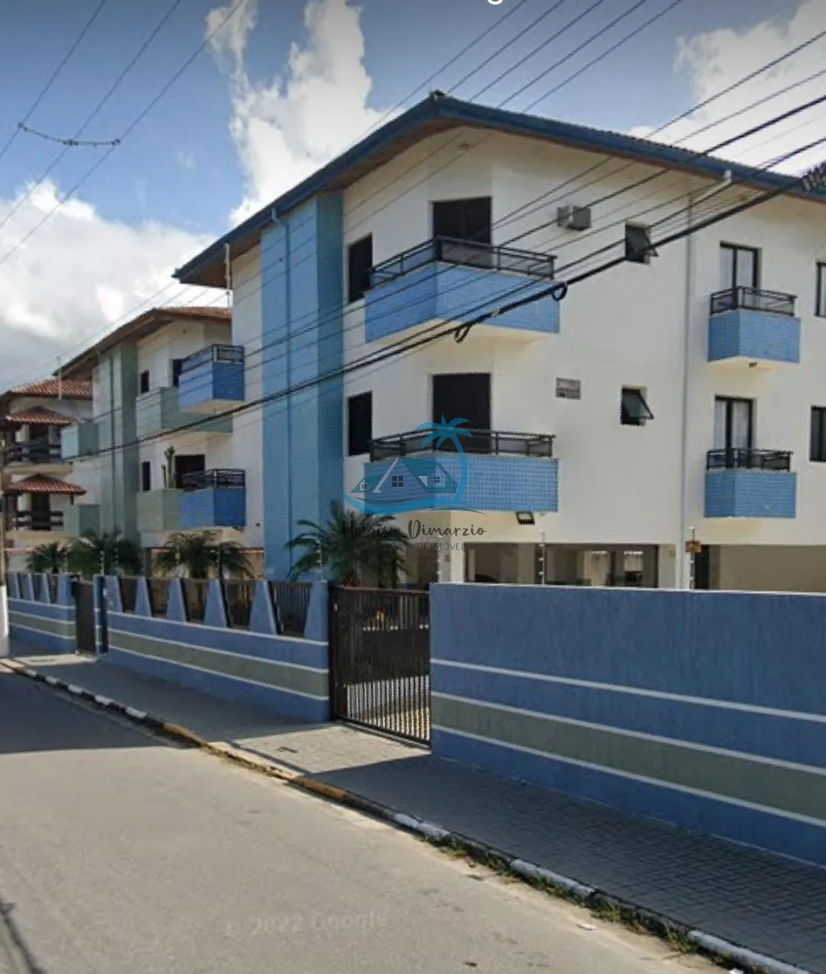 Imagem Ótimo apartamento com 2 suítes à venda a 50m da orla de Itaguá em Ubatuba