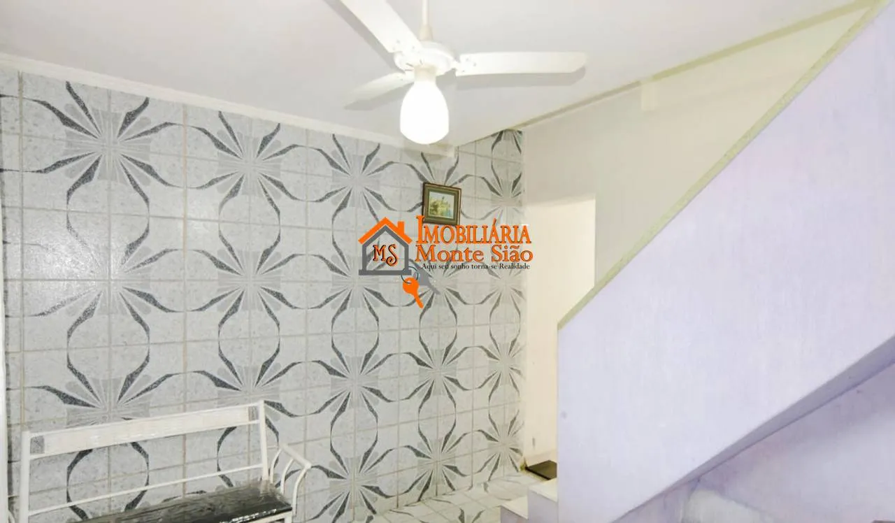 Imagem Sobrado com 3 dormitórios à venda, 266 m² por R$ 600.000 - Jardim Paraventi - Guarulhos/SP