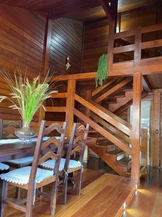Imagem Casa 4 quartos sendo 1 suíte para venda no bairro Salgado Filho em Caxias do Sul