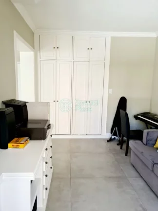 Imagem Apartamento amplo com 186m² no Jardim Paulista, arejado e cheio de iluminação natural, andar méd...