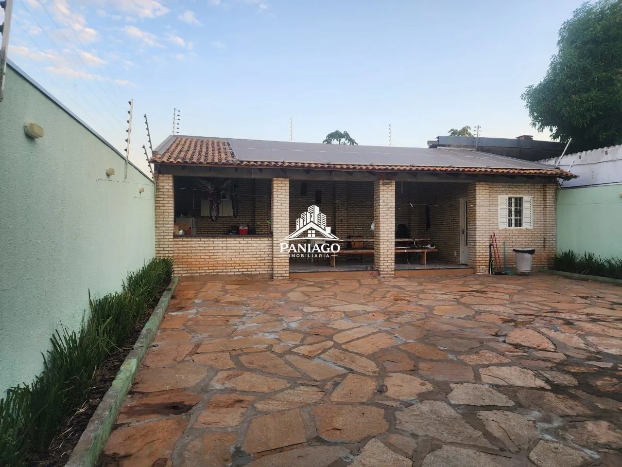 Imagem CASA COM 2/4 SENDO UMA SUITE NO BAIRRO CRISTO REI VG