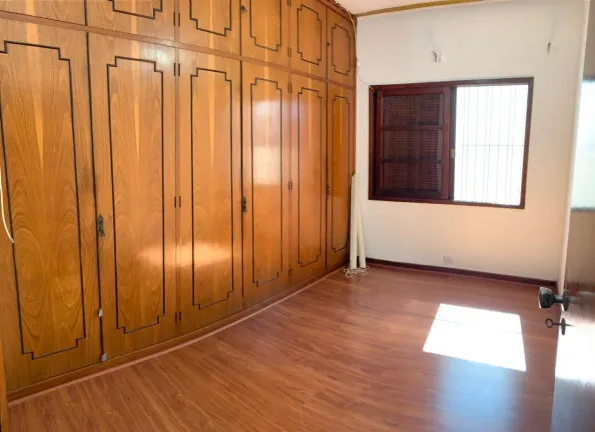 Imagem Casa com 3 Quartos à Venda, 300 m² em Vila Monumento - São Paulo