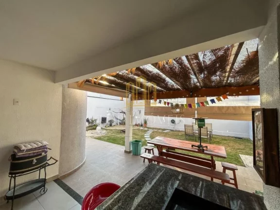 Imagem Casa Maravilhosa no Condomínio Portal da Serra – 5 Dormitórios | 2 Suítes | Ampla e Sofisticada! Se você procura espaço, conforto e segurança em um só lugar, essa é a casa perfeita para sua família!