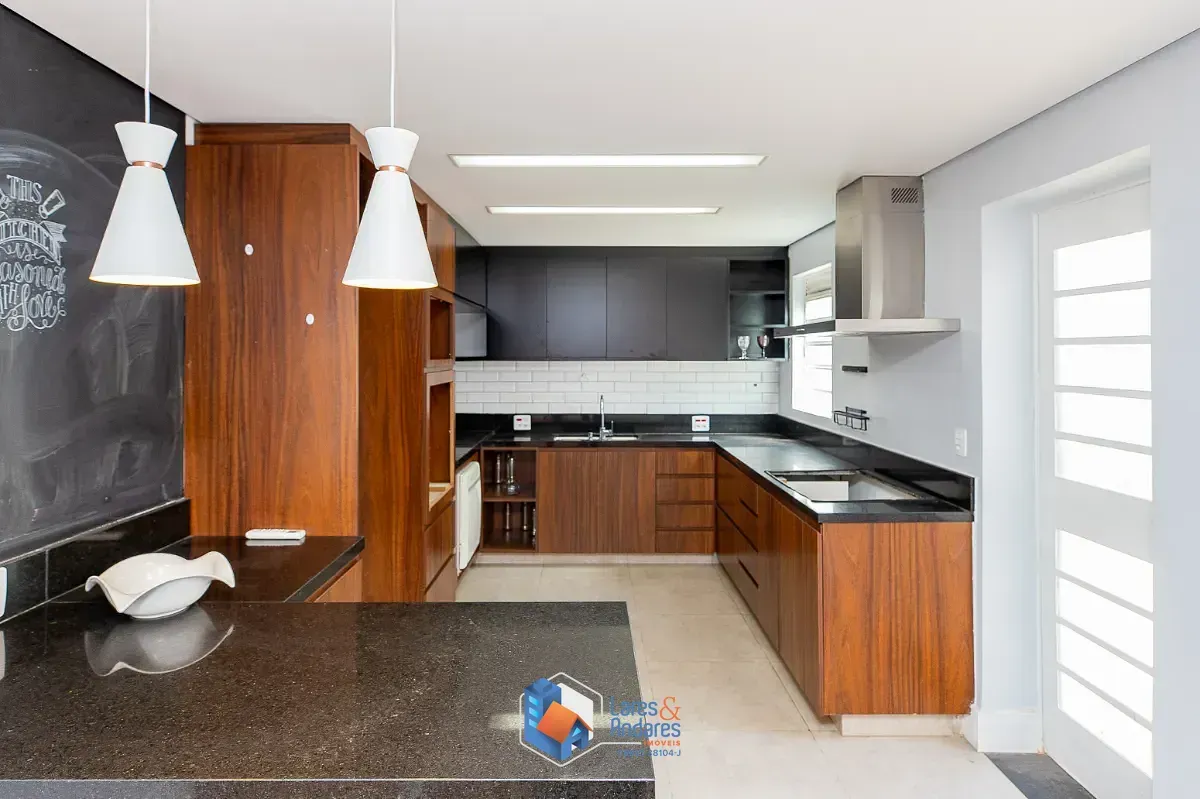 Imagem Casa para venda em Jardim Marajoara com 3 quartos, sendo 3 suítes, 200m²