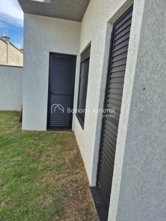 Imagem Esta residência térrea é uma excelente oportunidade para quem busca conforto e praticidade. Com t...