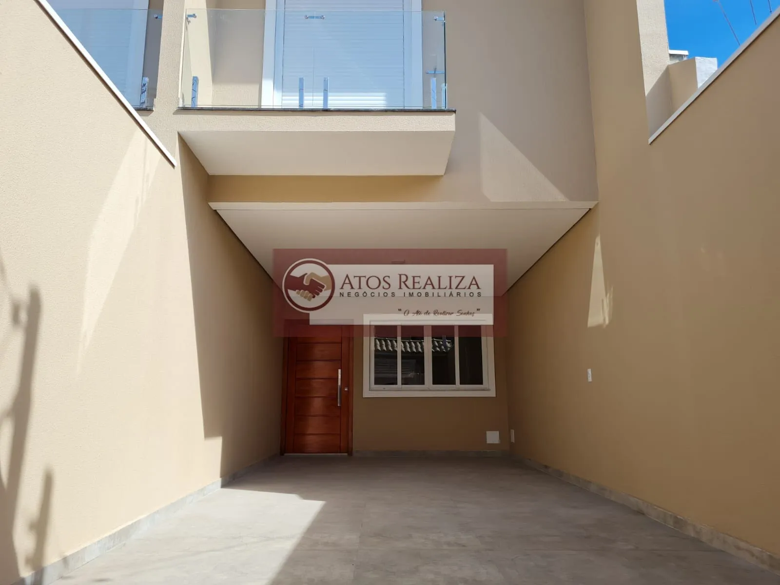 Imagem Vendo Sobrado 3 Suites 2 vagas e Churrasqueira Vila Isa - Sabará SP.