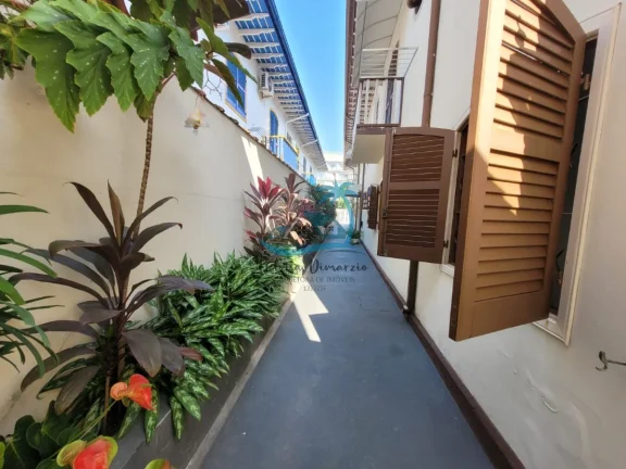 Imagem Apartamento térreo a venda na Praia Grande em Ubatuba, 50 metros da Orla.