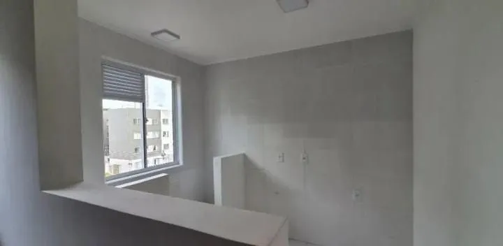 Imagem Apartamento com 2 dormitórios à venda, 40 m² por R$ 165.000 - Jardim Itaqui - Campo Largo/PR