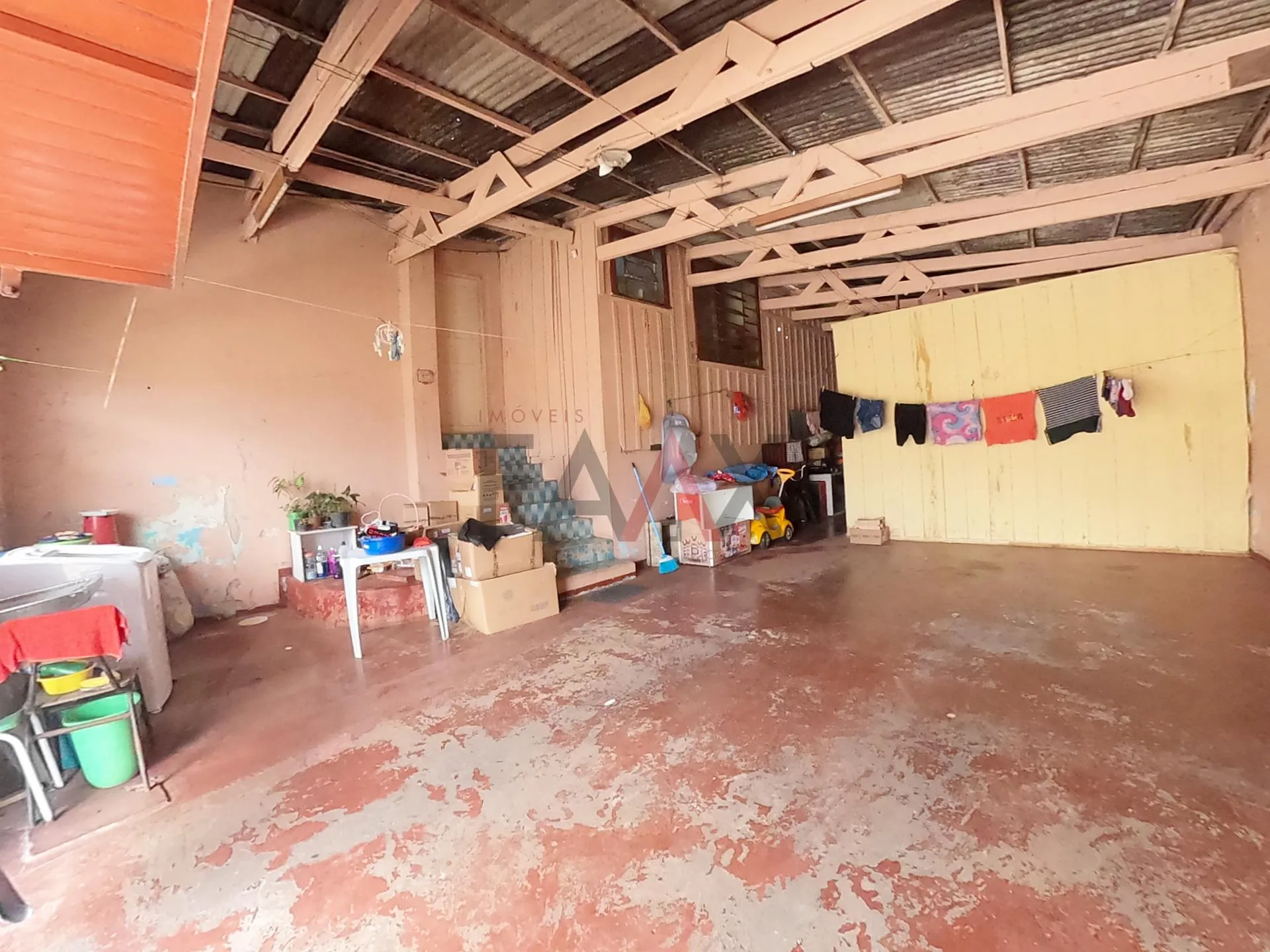Imagem Casa com 3 salas comerciais à venda, Próximo a Paróquia Santana, SANTANA, GUARAPUAVA - PR