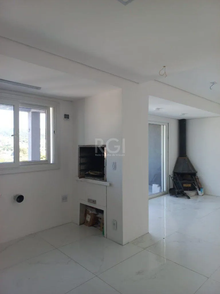 Imagem Casa para Venda - 377m², 4 dormitórios, sendo 2 suítes, 3 vagas - Teresópolis