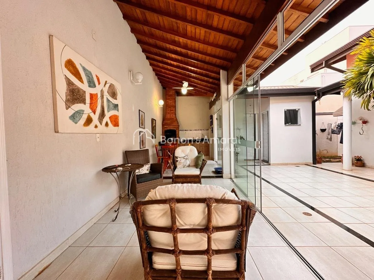 Imagem Casa Assobradada para Venda no Okinawa Paulínia, de 3 quartos, Parque Brasil 500 - Paulínia/SP