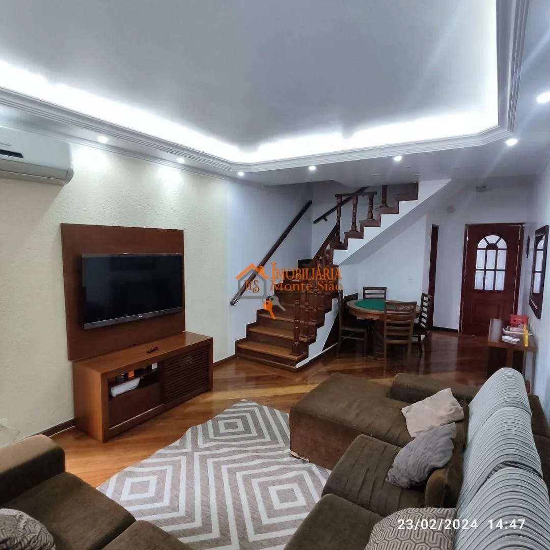 Imagem Sobrado com 3 dormitórios à venda, 198 m² por R$ 897.000,00 - Jardim Vila Galvão - Guarulhos/SP