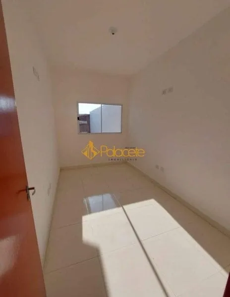 Imagem Casa à venda 2 Quartos, 1 Suite, 2 Vagas, 125M², Residencial e Comercial Portal dos Eucaliptos, Pindamonhangaba - SP