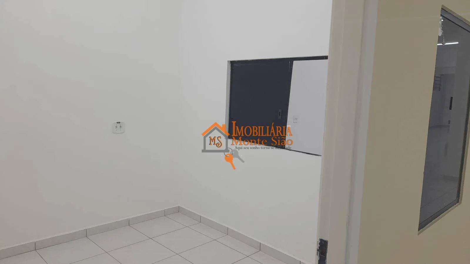 Imagem Galpão à venda, 650 m² por R$ 2.200.000,00 - Jardim Tranqüilidade - Guarulhos/SP