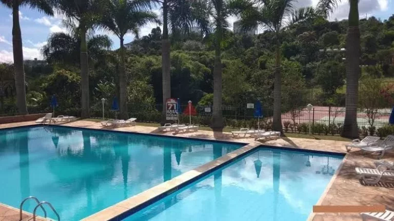 Terreno à venda, 1000 m² por R$ 740.000,00 - Rio Comprido - Jacareí/SP