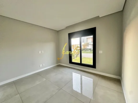Imagem Sobrado com 04 suítes, 200m² de área construída