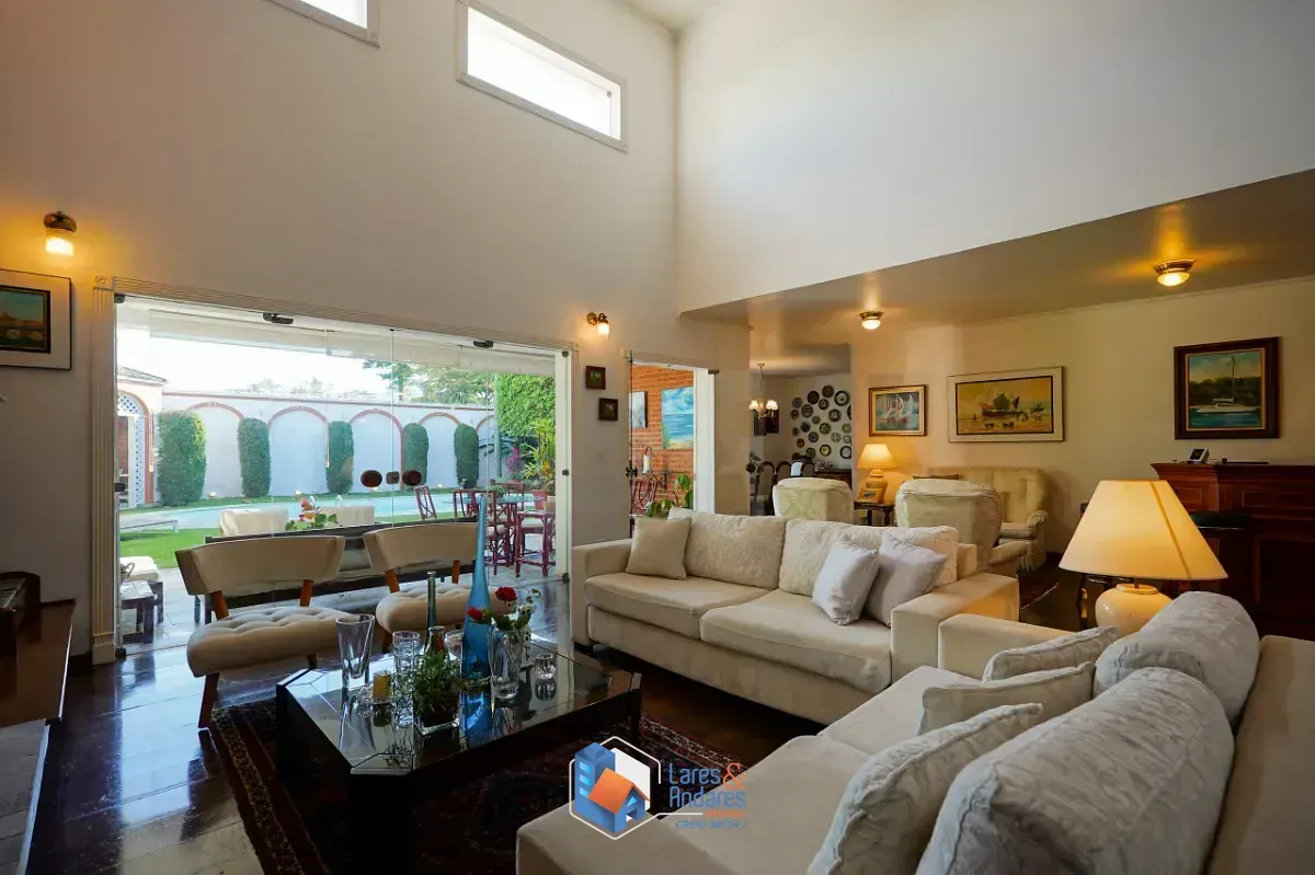 Imagem Casa para venda em Jardim Leonor com 3 quartos, sendo 3 suítes, 340m²