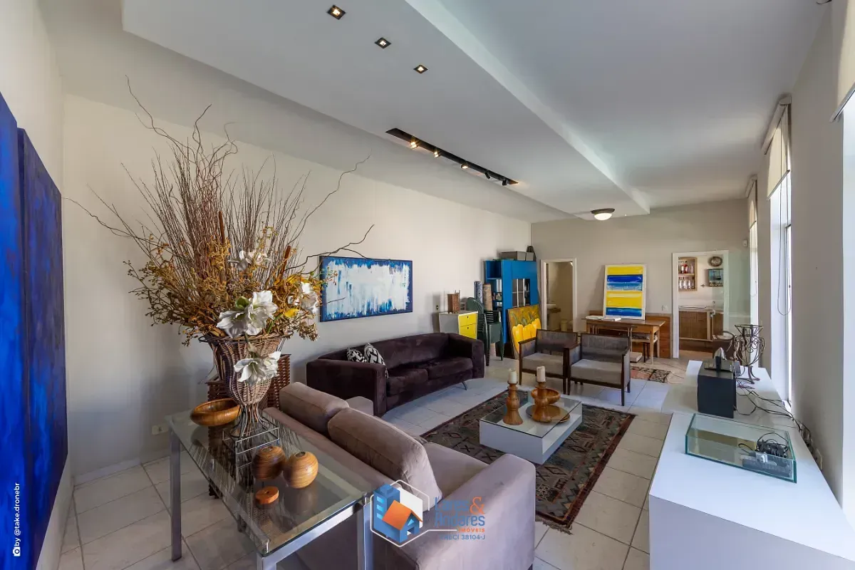 Imagem Casa para venda em Morumbi com 4 quartos, sendo 2 suítes, 556m²