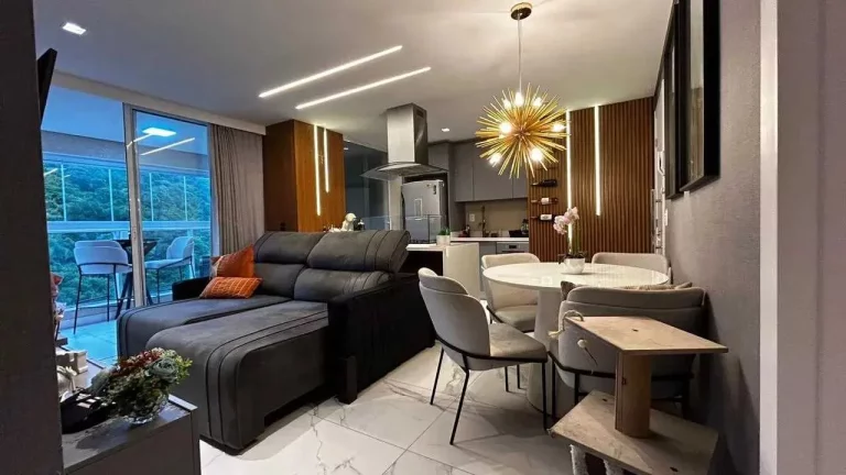 Imagem Apartamento com 2 suítes e 2 vagas de garagem em Ressacada - Itajaí