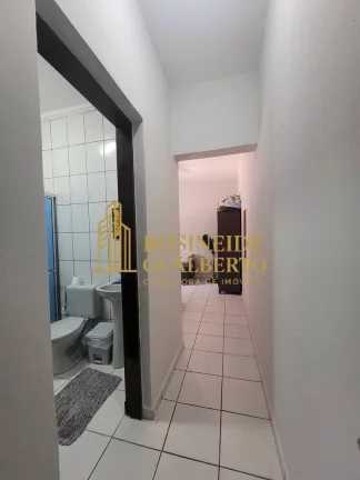 Imagem Casa na Praia das Palmeiras – Conforto, Espaço e Lazer em bairro nobre.