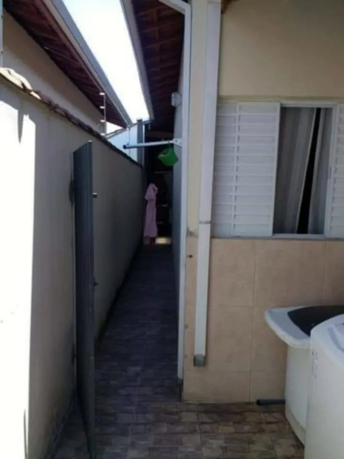 Imagem Casa à venda 2 Quartos, 1 Suite, 2 Vagas, 125M², Conjunto Residencial Araretama, Pindamonhangaba - SP