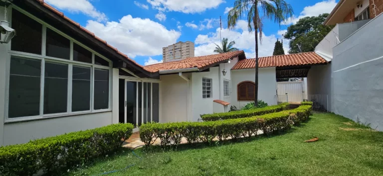 Imagem Casa tipo para venda em Centro com 1 quarto, 181m2