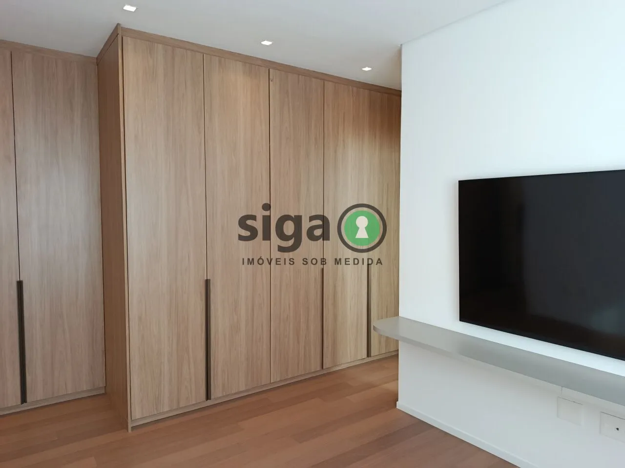 Imagem Apartamento de Alto Padrão à Venda no Itaim Bibi, Rua Macurapé, 43, 135 m², 2 Suítes, 2 Vagas