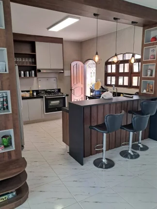 Foto do imóvel Chácara Santa Isabel Pertinho do asfalto 6 dormitórios!