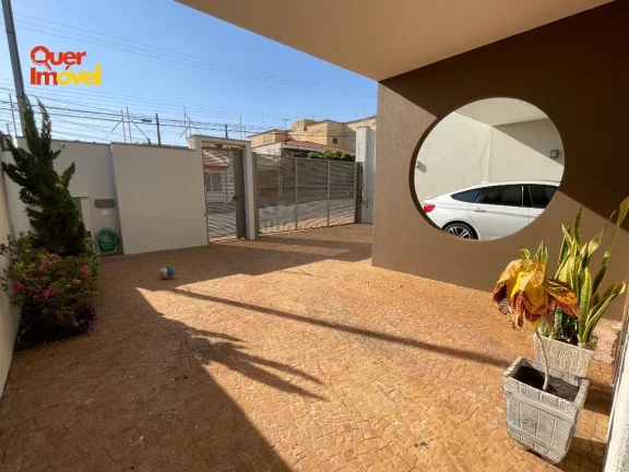 Imagem Casa Moderna e Completa à Venda ? Móveis Planejados, Escritório, Jardim e Segurança