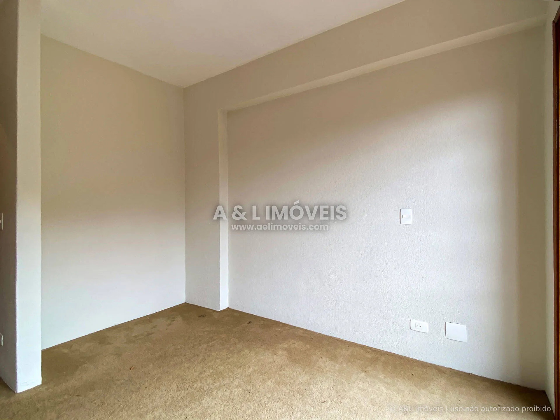 Imagem Cobertura | 156,49 m² | 2 Suítes | Vista e Lareira | Campos do Jordão