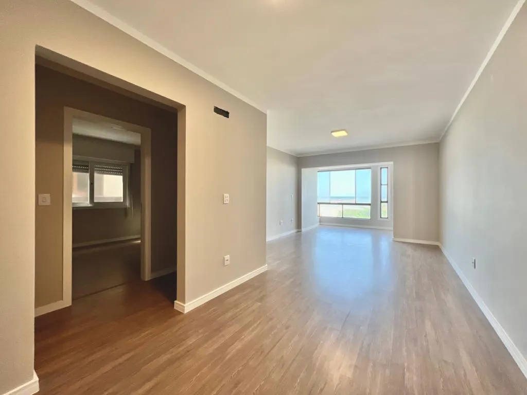 Imagem Apartamento 3Dormitórios dependência - Bairro Zona Nova