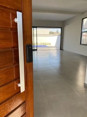 Imagem Casa à venda 4 Quartos, 1 Suite, 4 Vagas, 300M², Bairro do Grama, Caçapava - SP | Condomínio Terras do Vale