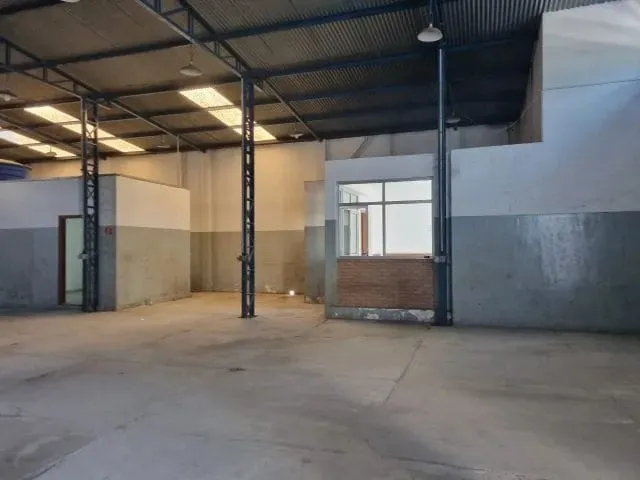 Foto do imóvel Comercial à venda 300M², Jardim Santana, Tremembé - SP