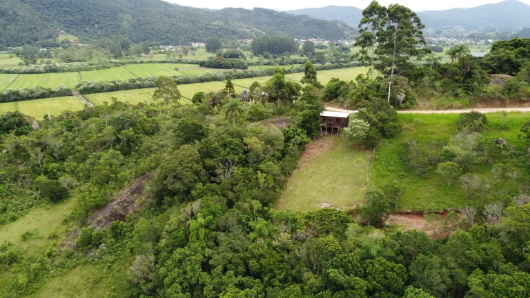 Imagem Terreno Exclusivo à Venda na Ressacada, Garopaba-SC - Vista Panorâmica para a Serra do Tabuleiro e Vale!