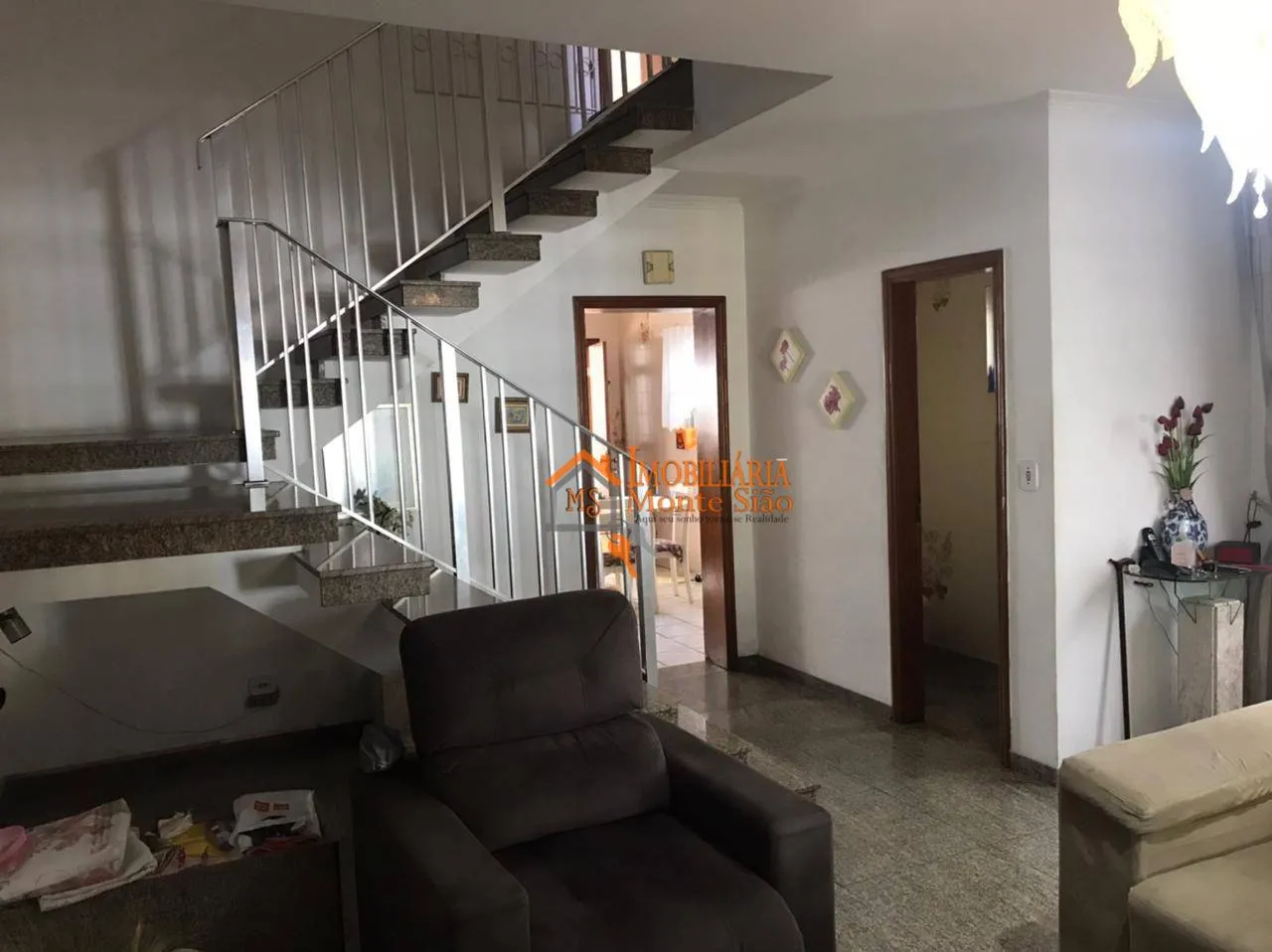 Imagem Sobrado com 3 dormitórios à venda, 190 m² por R$ 689.000,00 - Jardim Munhoz - Guarulhos/SP