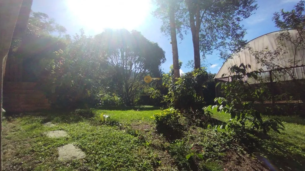 Imagem Terreno em Condomínio para Venda em Teresópolis / RJ no bairro Três Córregos