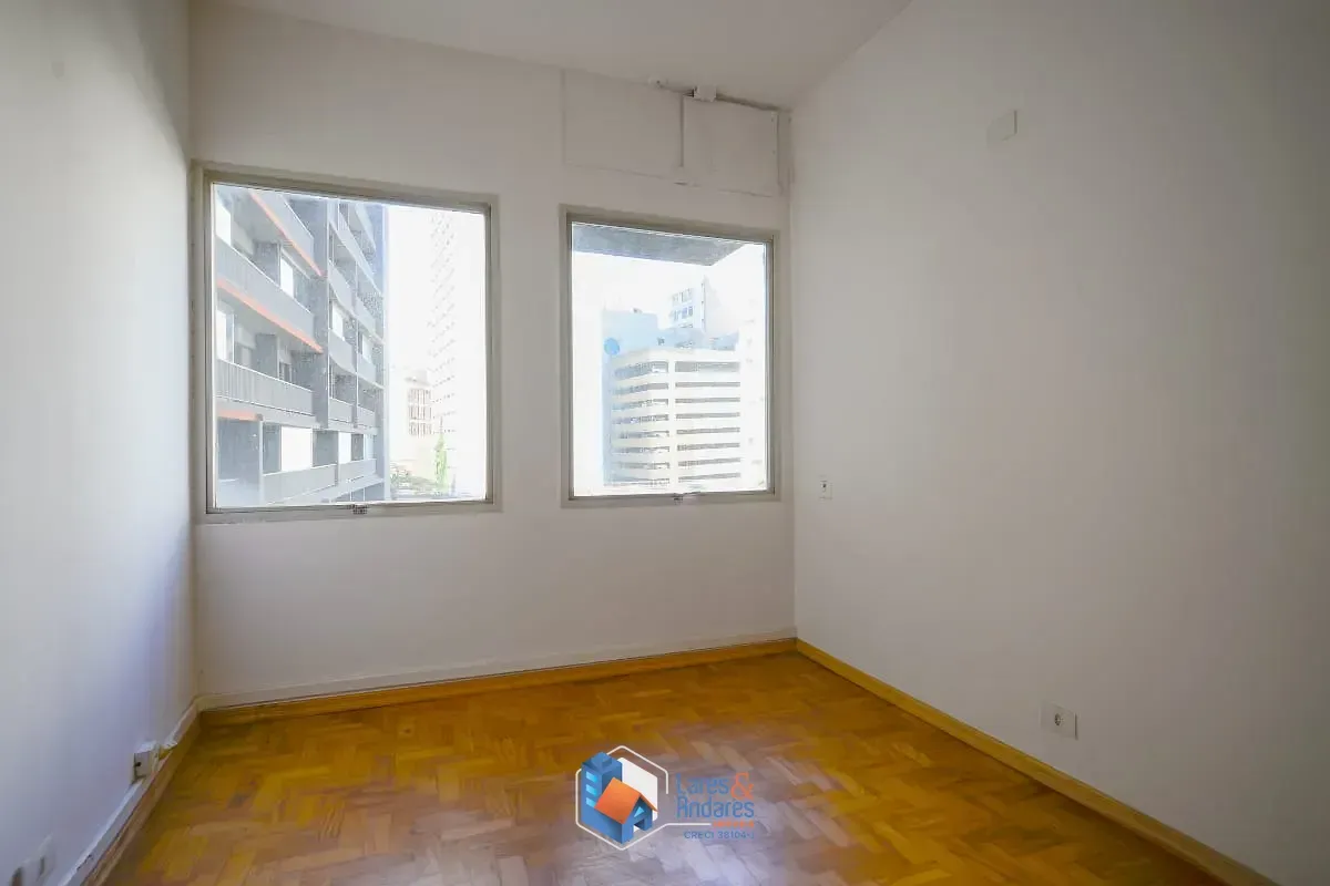 Imagem Conjunto comercial para venda em Consolação, 130m²