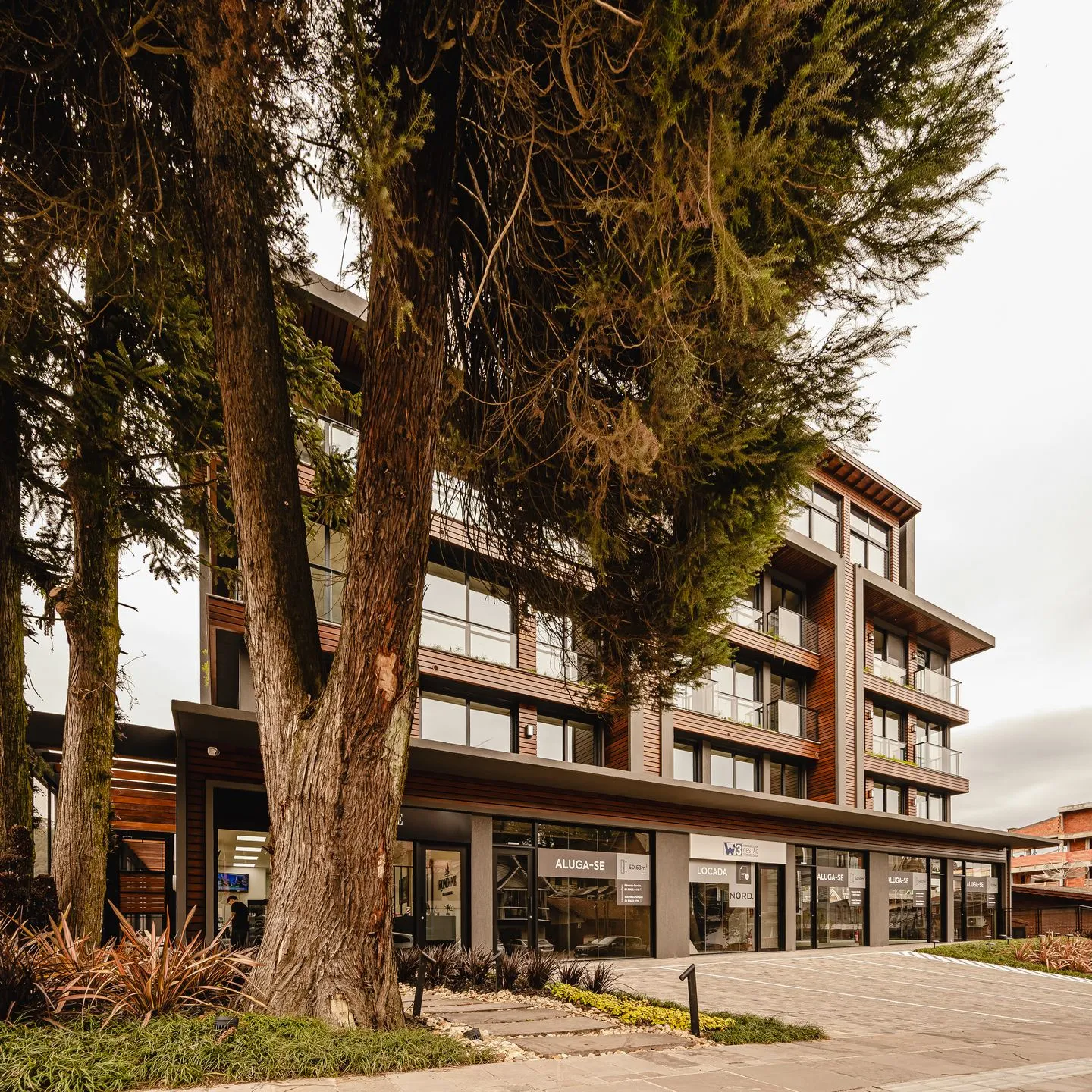 Imagem Cobertura à venda em Gramado, Floresta, com 2 quartos, 57.56m2