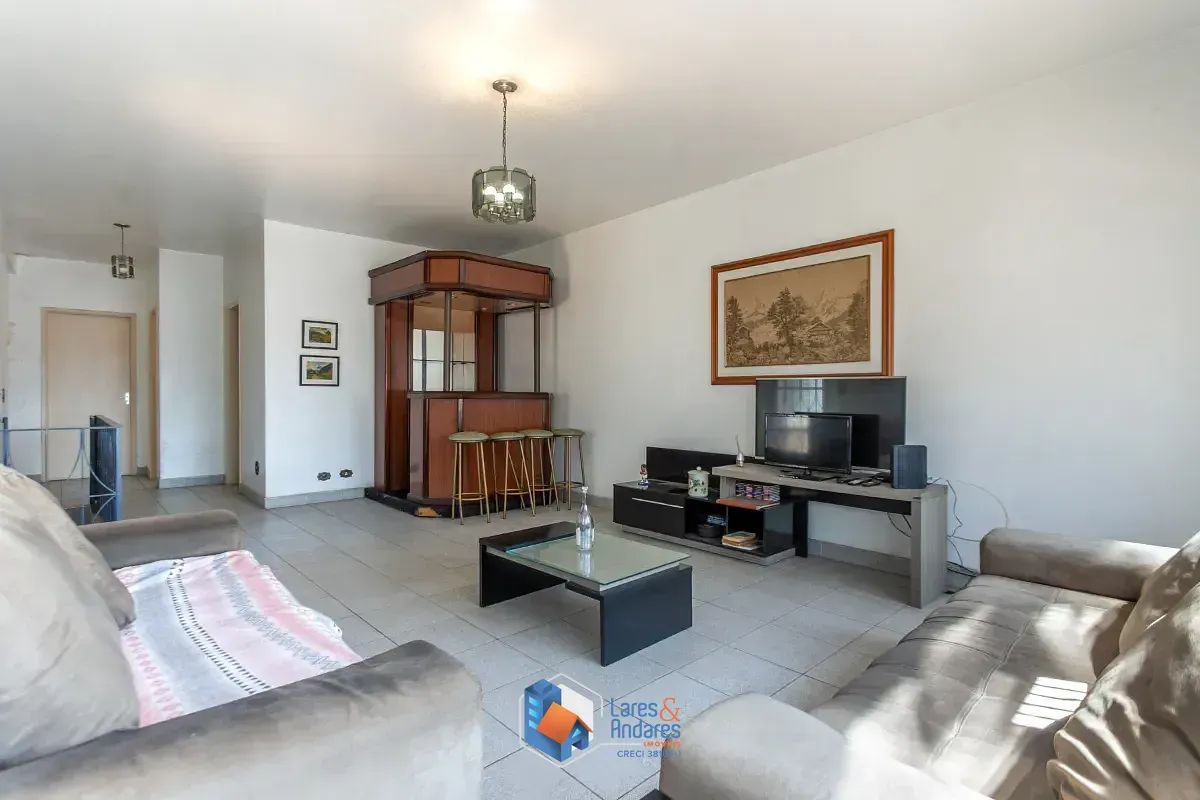 Imagem Casa para venda em Vila Inglesa com 3 quartos, 217m²