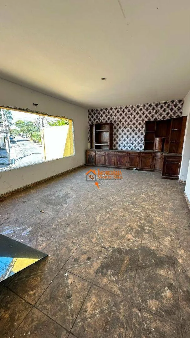 Imagem Casa com 3 dormitórios à venda, 250 m² por R$ 870.000,00 - Jardim Santa Mena - Guarulhos/SP