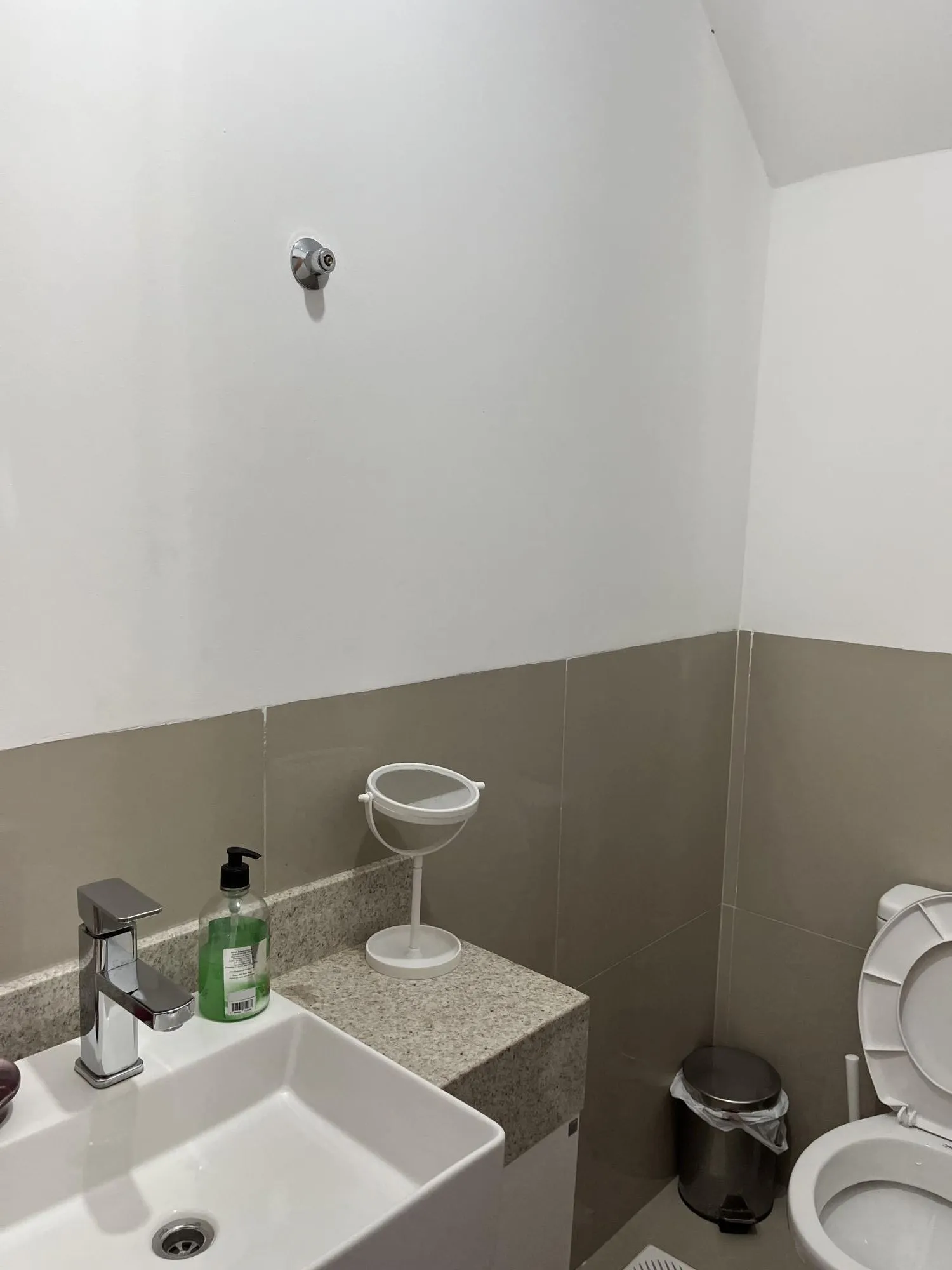 Imagem Casa Condominio 3 dormitórios 2 vagas no Verdes Campos DESOCUPADA