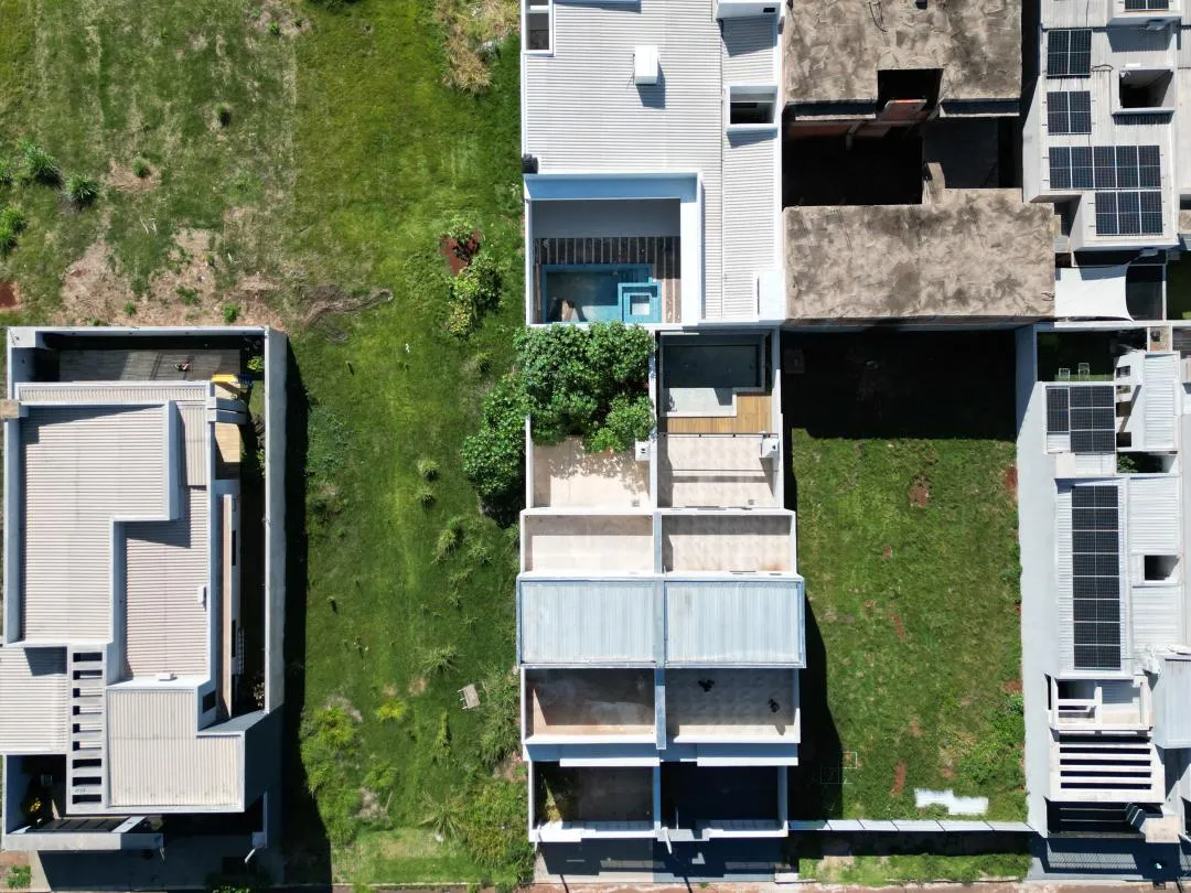 Imagem Sobrado de 248m² com Piscina em Cascavel - Recanto Tropical III - Venda