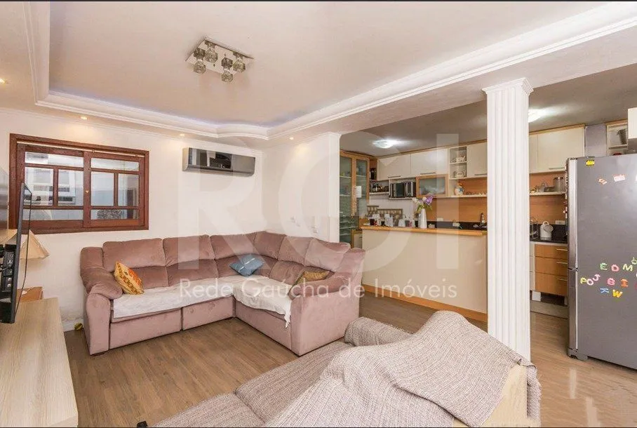 Imagem Casa 3 dormitórios à venda Menino Deus Porto Alegre/RS