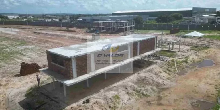 Imagem Vendo Casa, em Condomínio Fechado, com 314 m², 4 suítes, espaço gourmet, piscina e 3 vagas