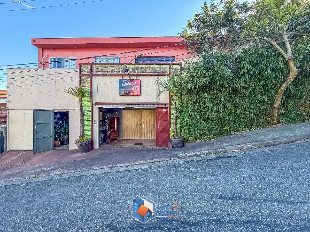 Imagem Conjunto comercial para venda em Parque São Domingos, 320m²