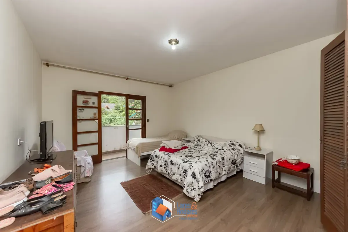Imagem Casa para venda em Jardim dos Estados com 3 quartos, sendo 1 suíte, 410m²